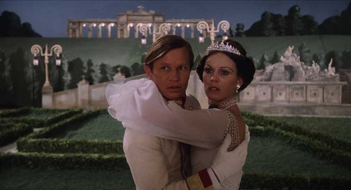 Publicity still of Michael York andMarthe Keller in Fedora (1978)