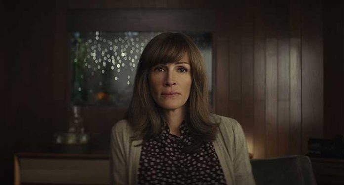 Julia Roberts in Homecoming (2018)