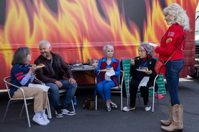 Sally Field, Jane Fonda, Rita Moreno, Lily Tomlin, and Guy Fieri in 80 for Brady (2023)