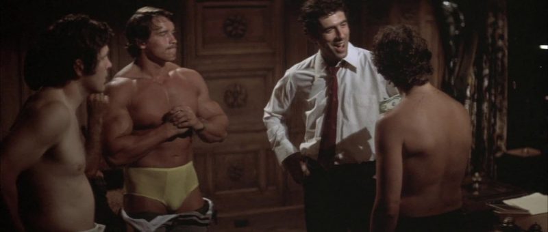 Arnold Schwarzenegger, Elliott Gould, and Mark Rydell in The Long Goodbye (1973)